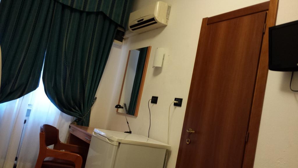 Hotel Europa Albissola Marina Chambre photo